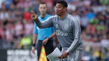 Reiziger boos op Ajax: "Ik was beter dan Heitinga"