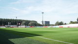 Feyenoord-fans willen Watanabe vastleggen. Letterlijk