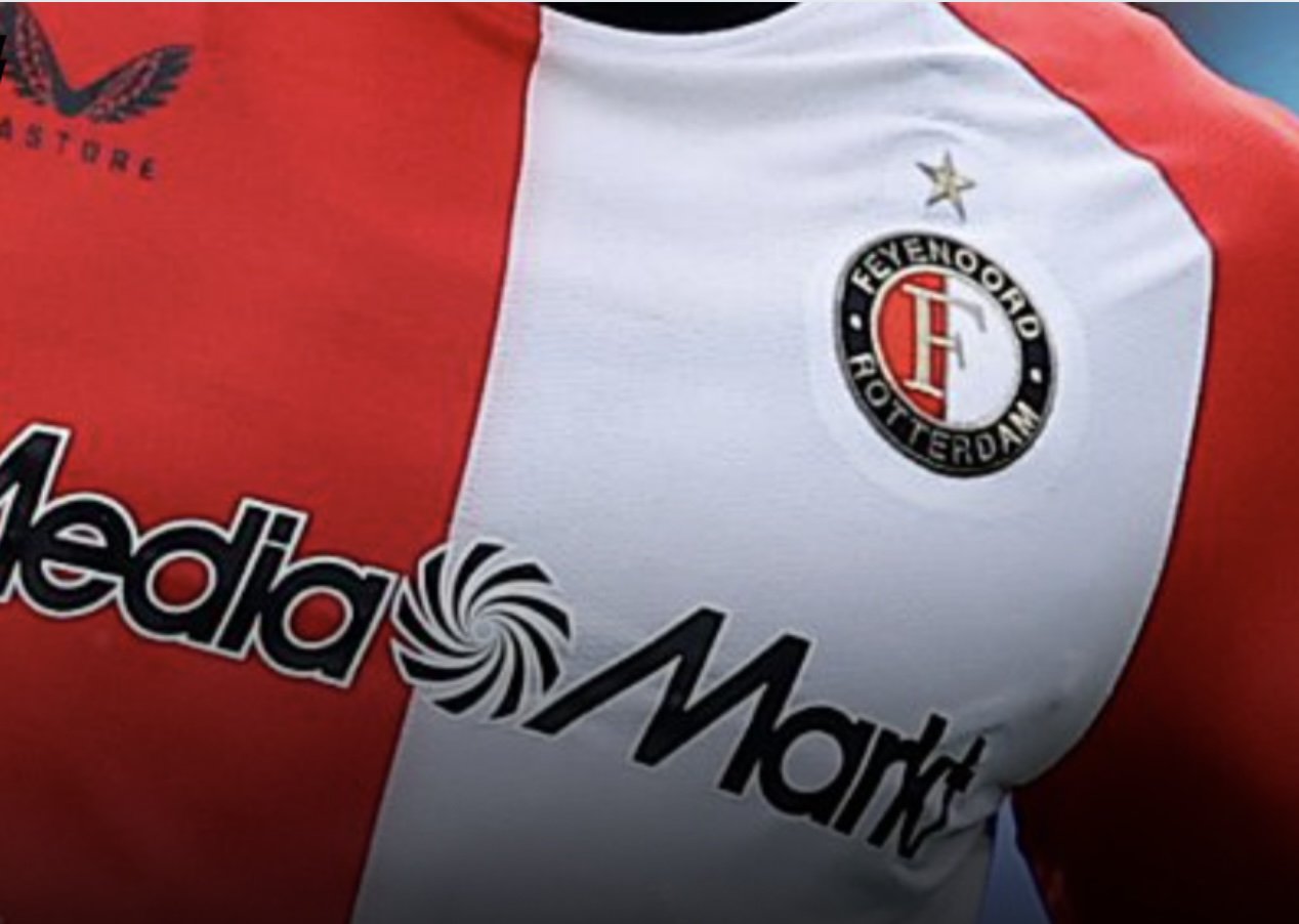 Feyenoord-supporter zwaar mishandeld om shirt in Amsterdam