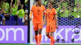 Waarom lopen zoveel WK-spelers ineens op roze schoenen?