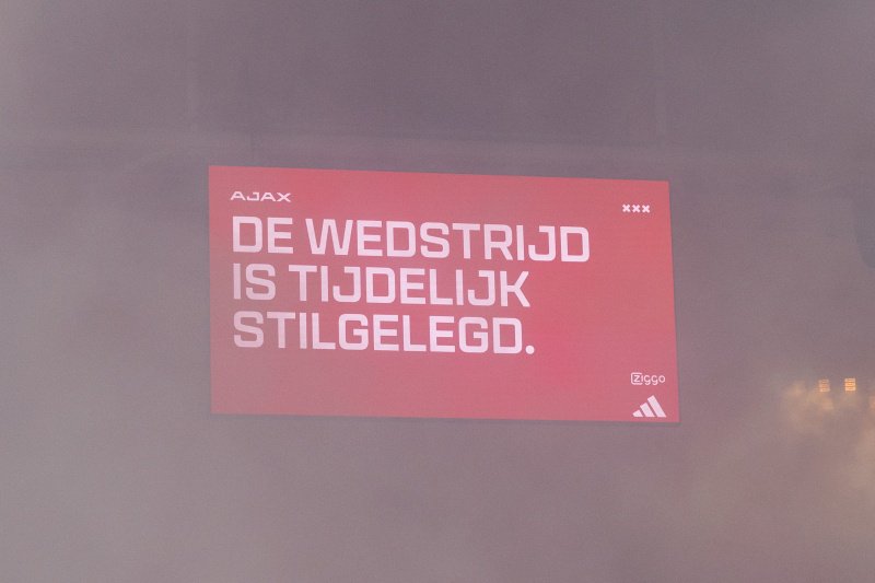 Wedstrijd Ajax tegen FC Groningen gestaakt
