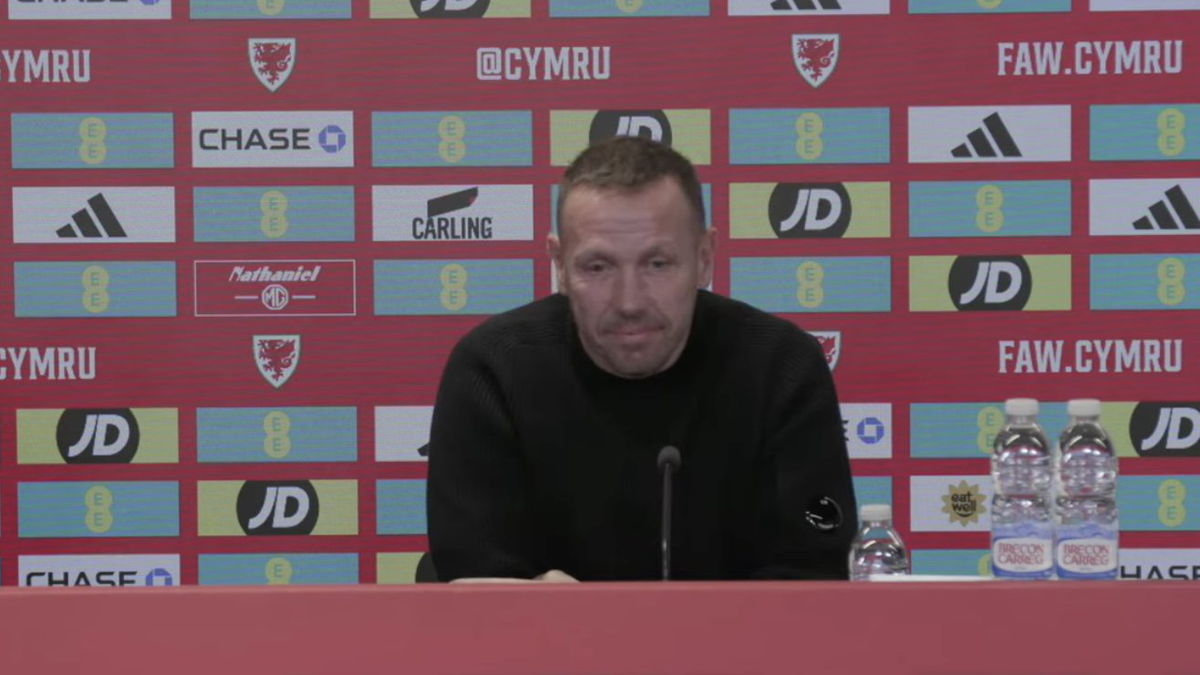 Craig Bellamy ontbreekt zaterdag vanwege een schorsing en draagt de leiding tijdelijk over aan assistent Piet Cremers.