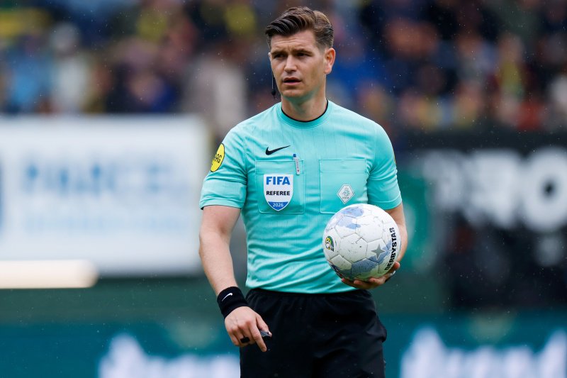 Kijkers vinden Joey Kooij in nadeel Feyenoord handelen