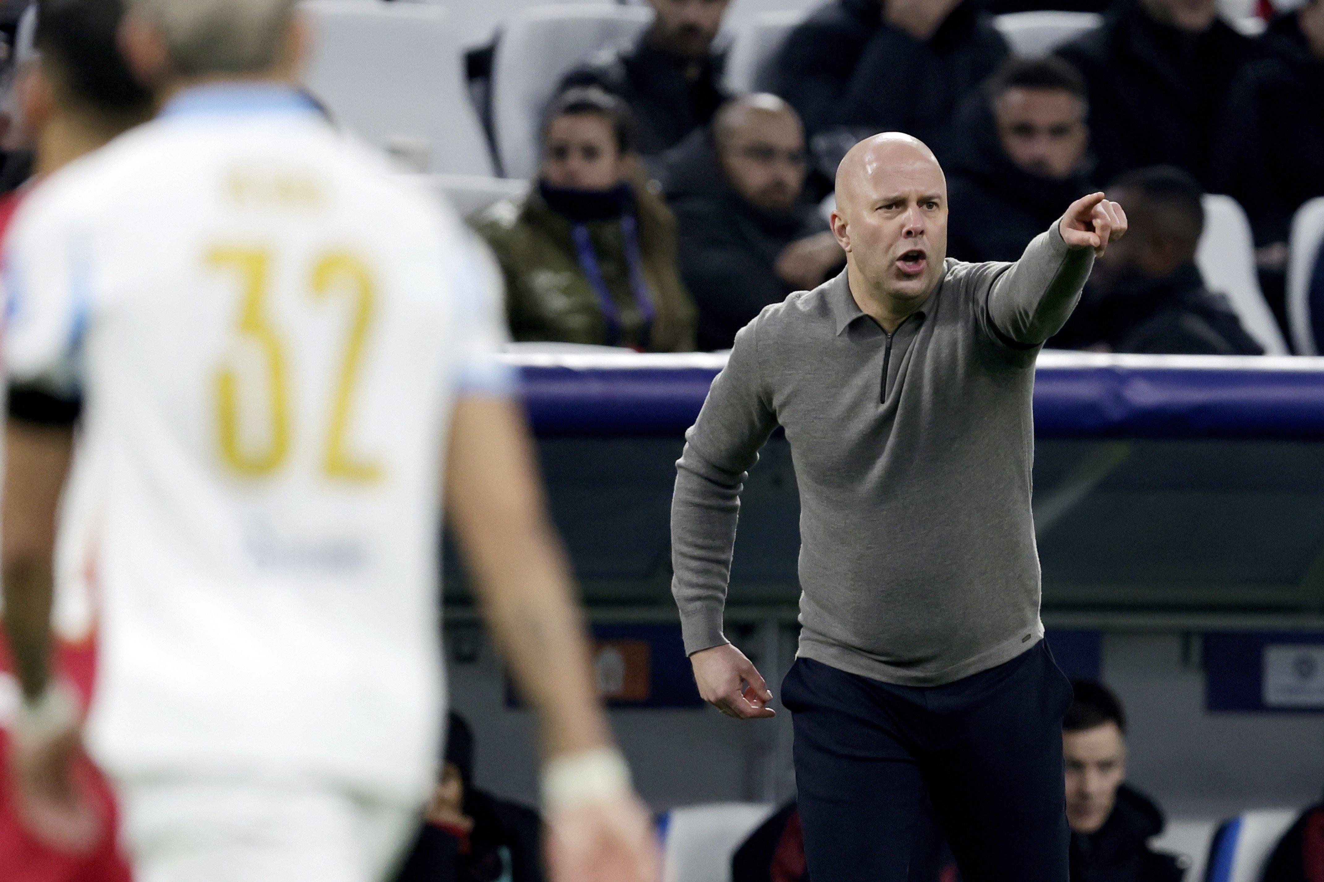 Waarom Cruijff bij Ajax uitkomt bij Slot als ideale trainer