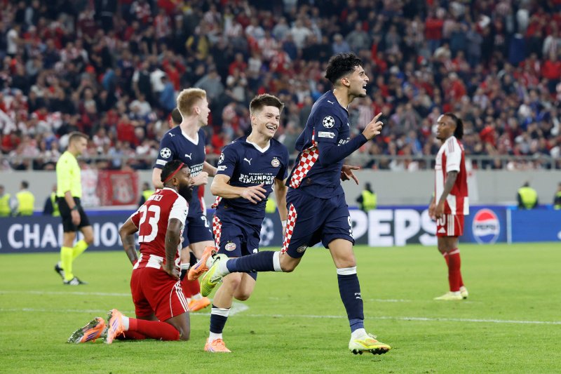 OPSTELLINGEN: PSV start zonder Perisic en Pepi in topper tegen Atletico