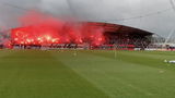 Ajax-fans zorgen voor uitzinnige sfeer tijdens laatste training voor De Klassieker