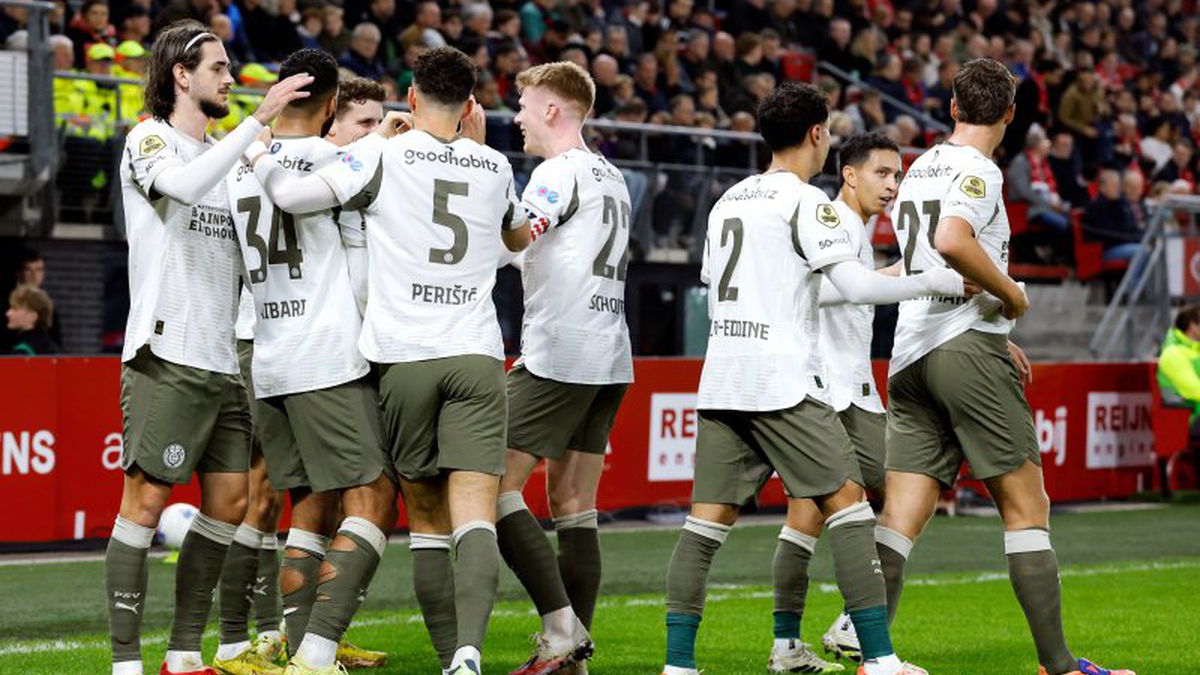 Het had ook 3-3 kunnen staan kijkers reageren op AZPSV