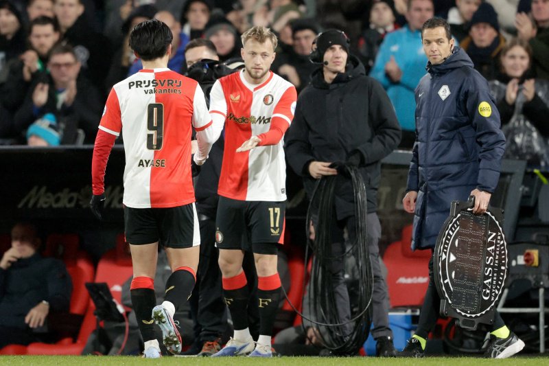 Feyenoord-fans reageren op verrassende keuzes: Robin doet een Braga 2.0