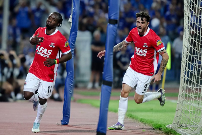 AZ schudt opstelling door: Sadiq als spits, Go Ahead verrast met Rahmouni