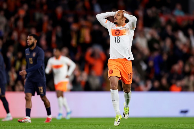 Donyell Malen in actie voor Oranje