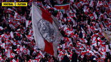 Ajax-supporters na onvrede over beginfase tevreden met 3-0 voorsprong