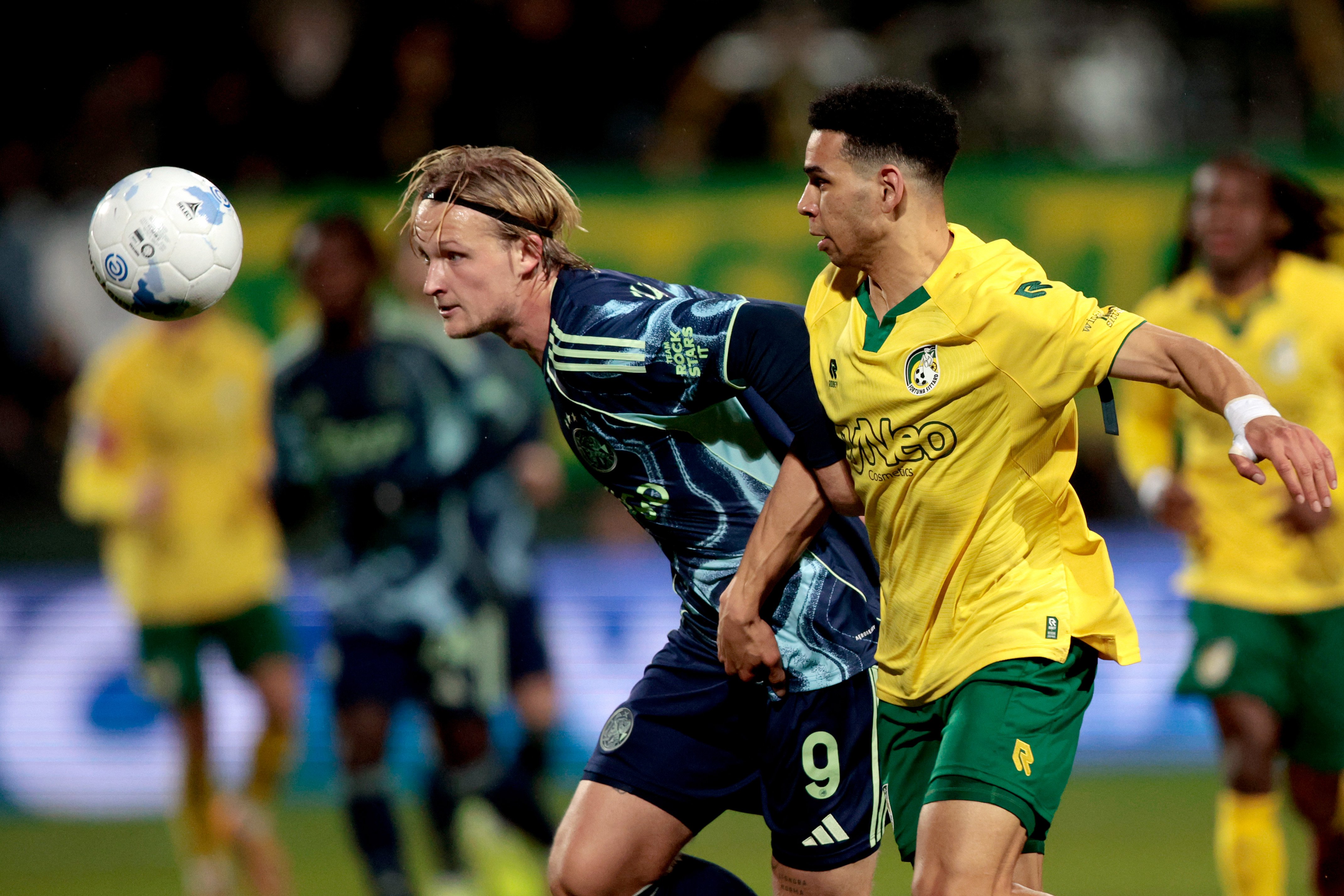 ajax-fortuna-uitvak-bommen-rotterdam