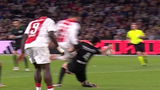 Ajax scoort uit corner die geen corner was, maar had wel eerder penalty moeten krijgen?