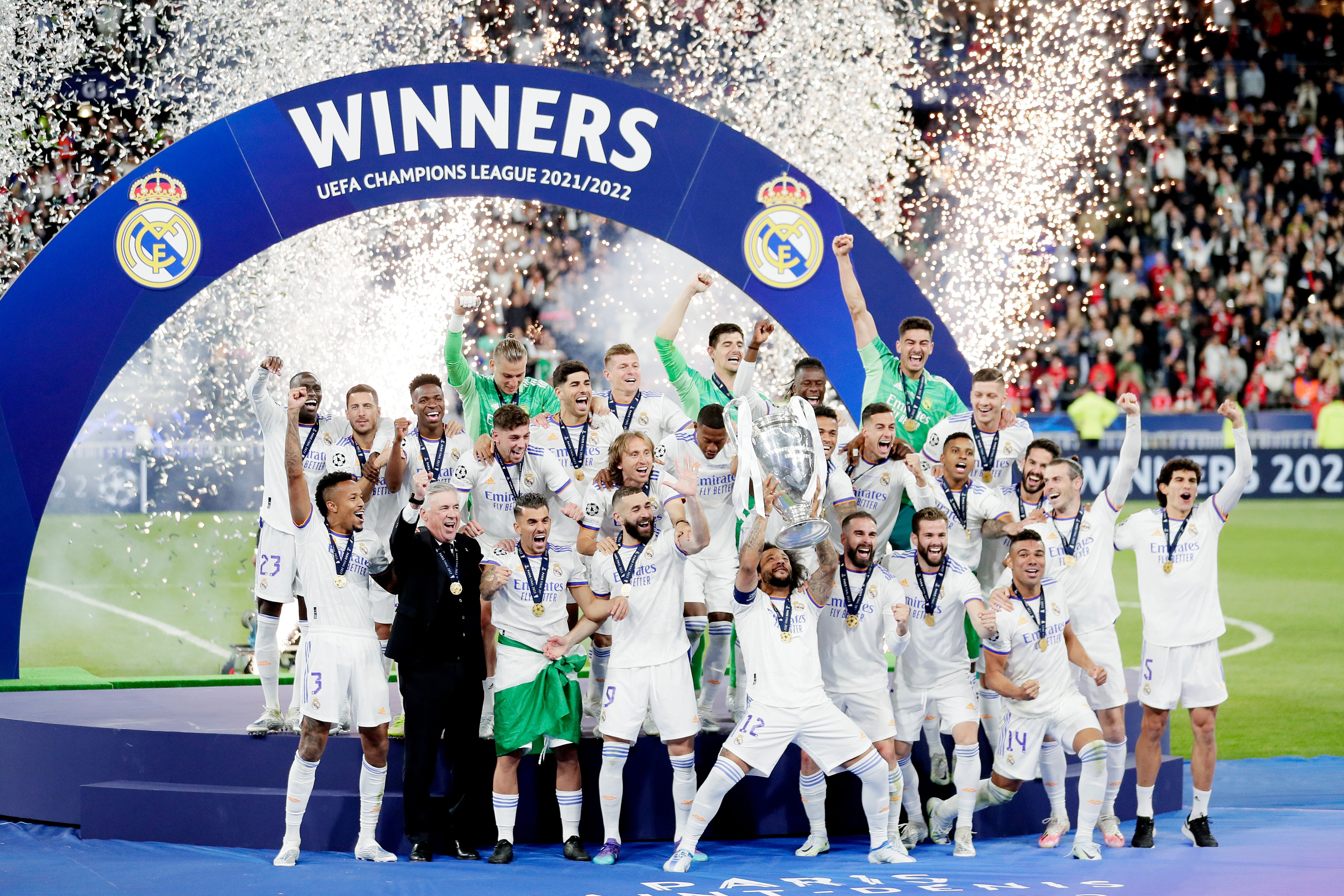 Weet je nog? Real Madrid wint de Champions League in het seizoen 2021-2022.