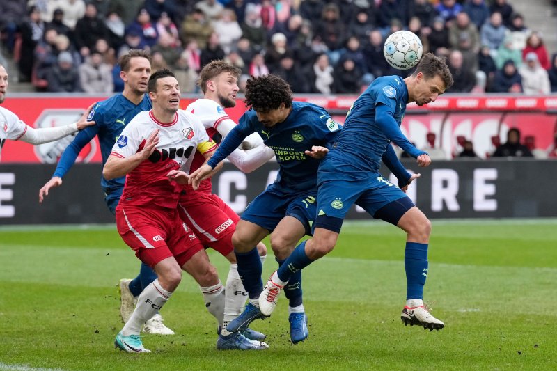 VB: kan PSV de winstreeks op bezoek bij FC Utrecht voortzetten?