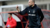 Waarom het ontslag van Heitinga Ajax blijft achtervolgen