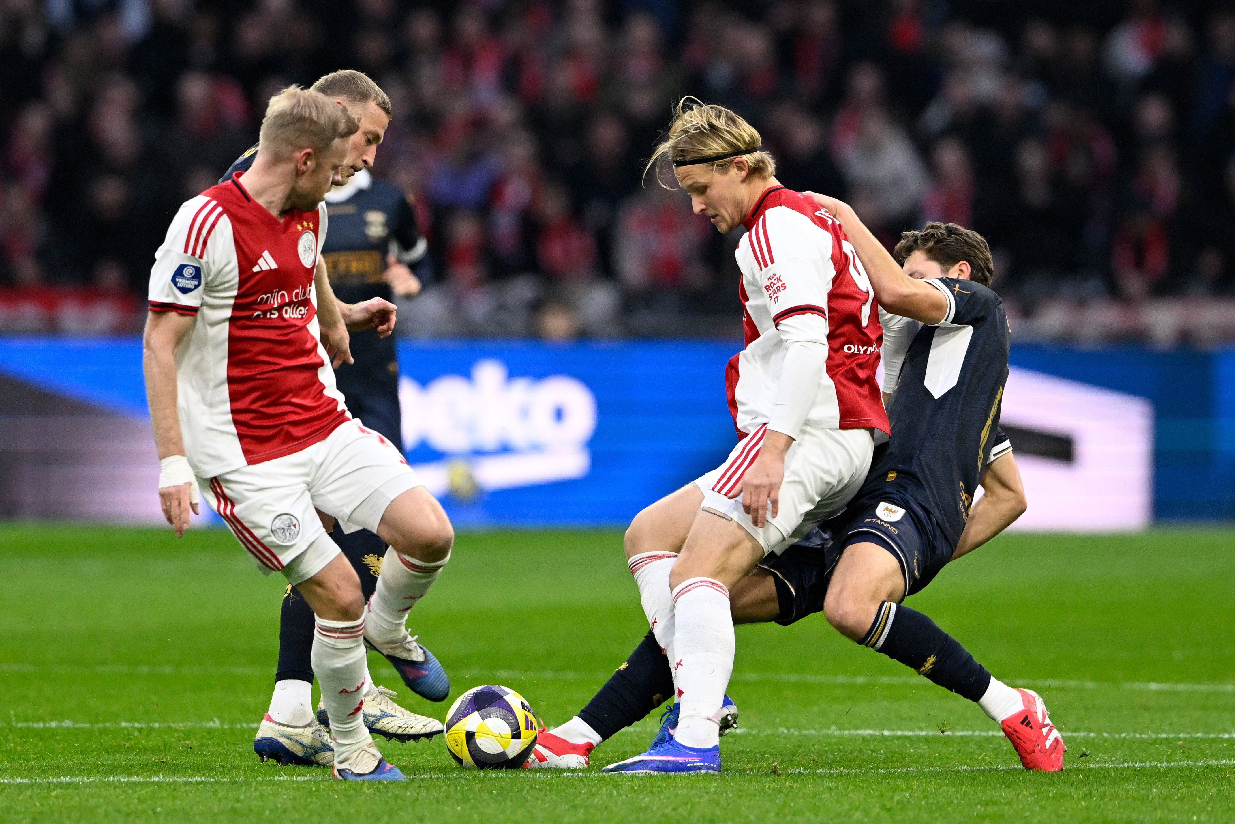 Klaassen opnieuw trefzeker bij openingsgoal