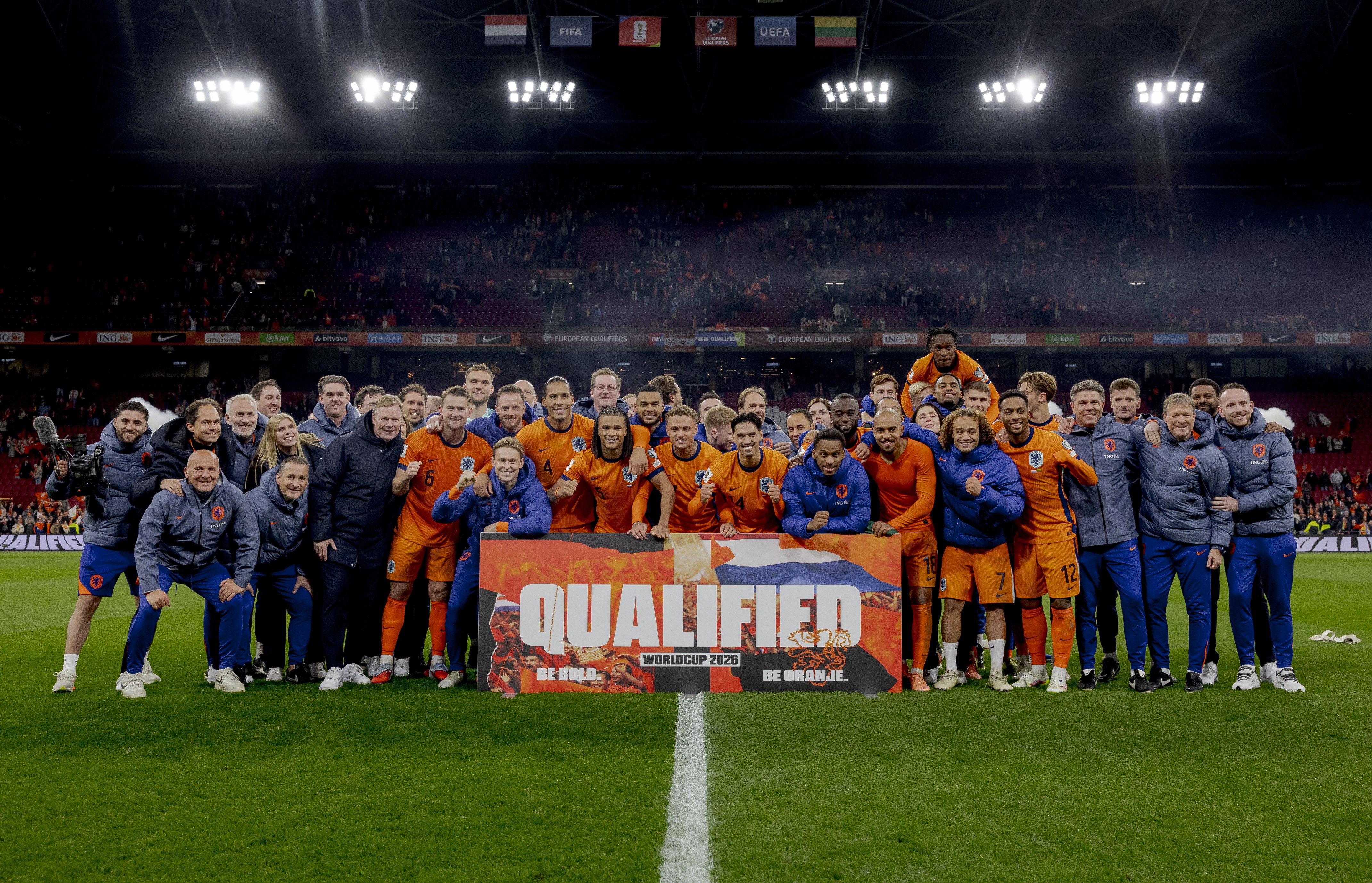 Oranje viert de plaatsing voor het WK 2026 na de beslissende kwalificatiewedstrijd.