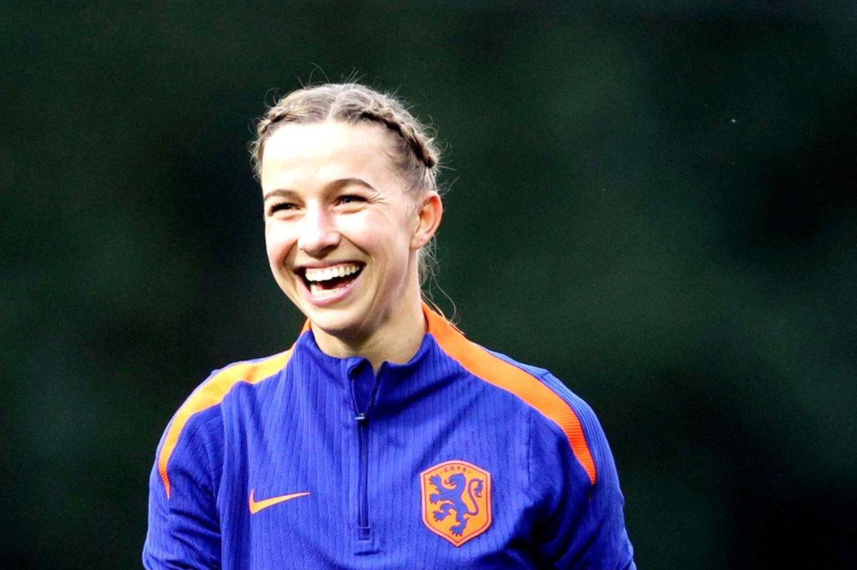 jackie groenen speelster van Nederlands vrouwenteam Oranje Leeuwinnen