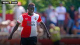 Yankuba Minteh in actie voor Feyenoord