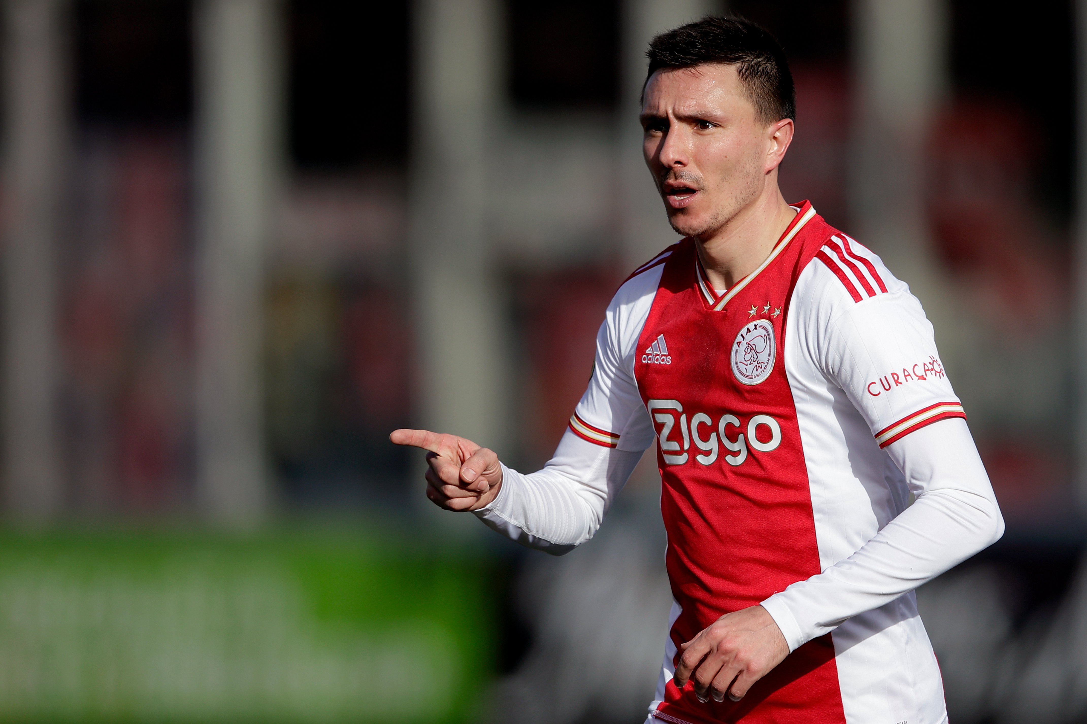 Steven Berghuis heeft zijn appartement in Deventer te koop gezet voor €330.000.