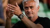 2️⃣ Mourinho staat straks tegenover Feyenoord in de derde voorronde Champions League.