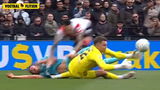 Een veelbesproken penalty-moment in De Kuip.