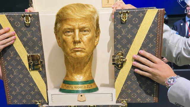 WK-kijkers gaan los om wereldbeker: 'Waarom lijkt die ineens op Donald Trump?'