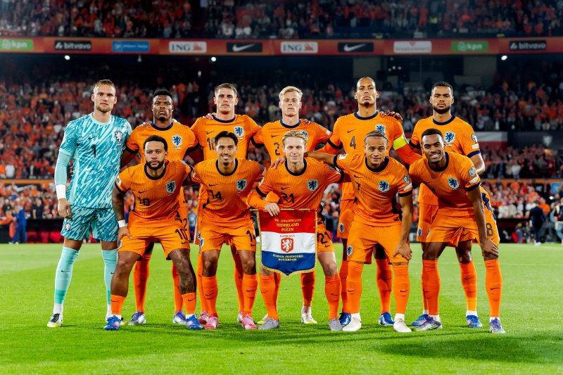 Nederland op rapport: Oranje-aanvallers ontgoochelen op recorddag Depay