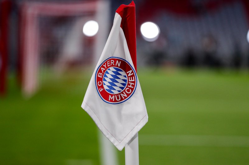 De vlag van Bayern Munchen in de Allianz Arena