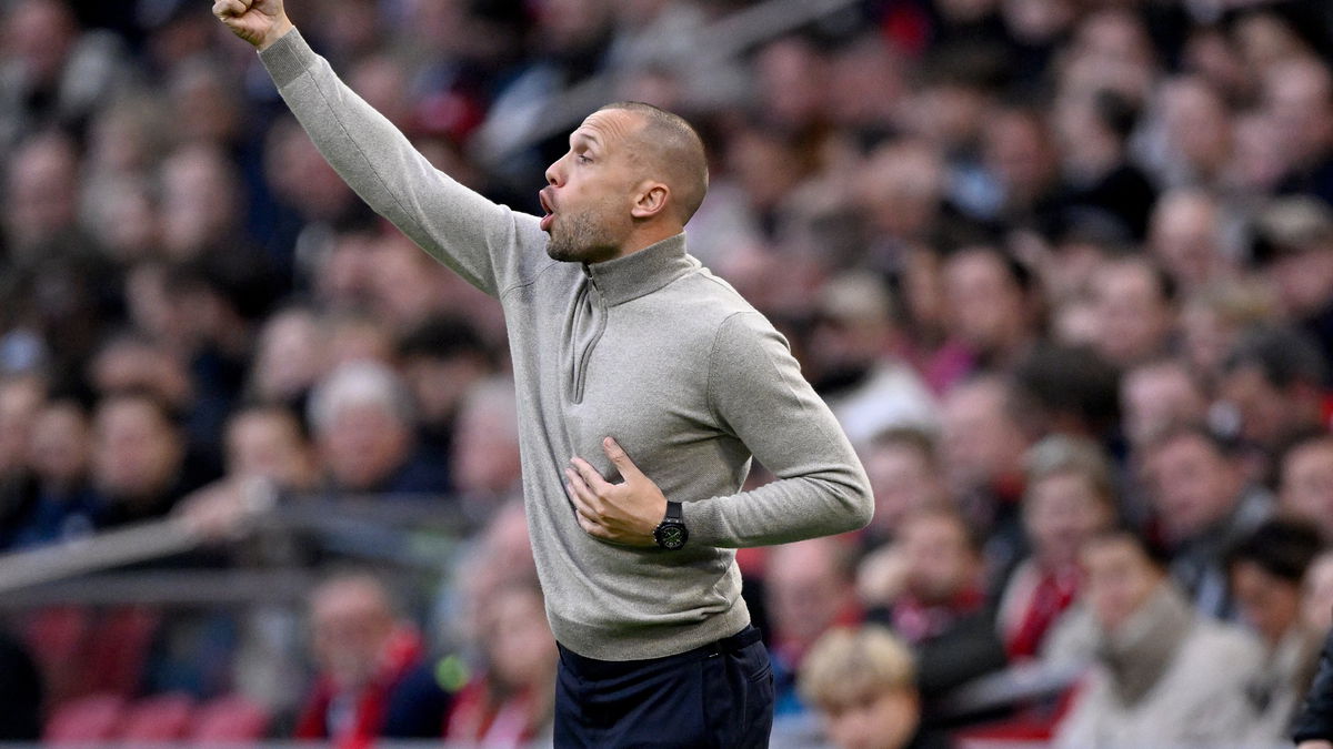 ajax-heerenveen-heitinga-kroes-ontslagen