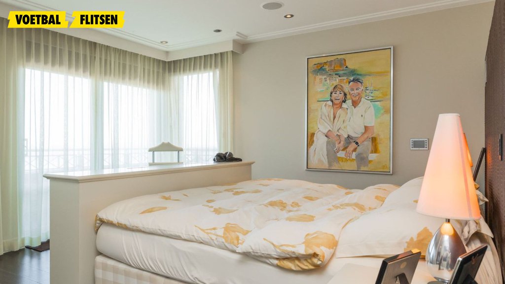 Zien: Van Gaal verkoopt miljoenenvilla in Noordwijk