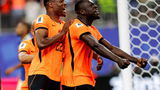Brobbey verandert de spitsendiscussie bij Oranje