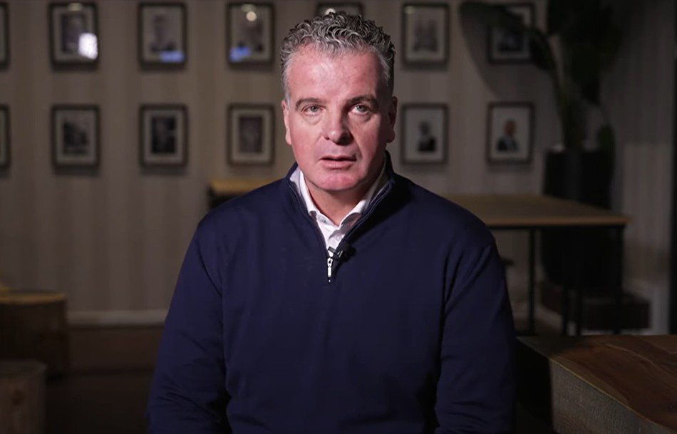 Feyenoord directeur Dennis te Kloese spreekt zich uit in interview