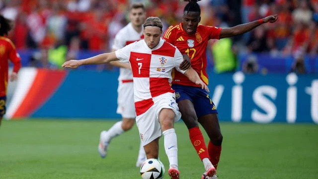 Napoli, Villarreal, Frankfurt, Como… en Ajax: hoe realistisch is Majer eigenlijk?