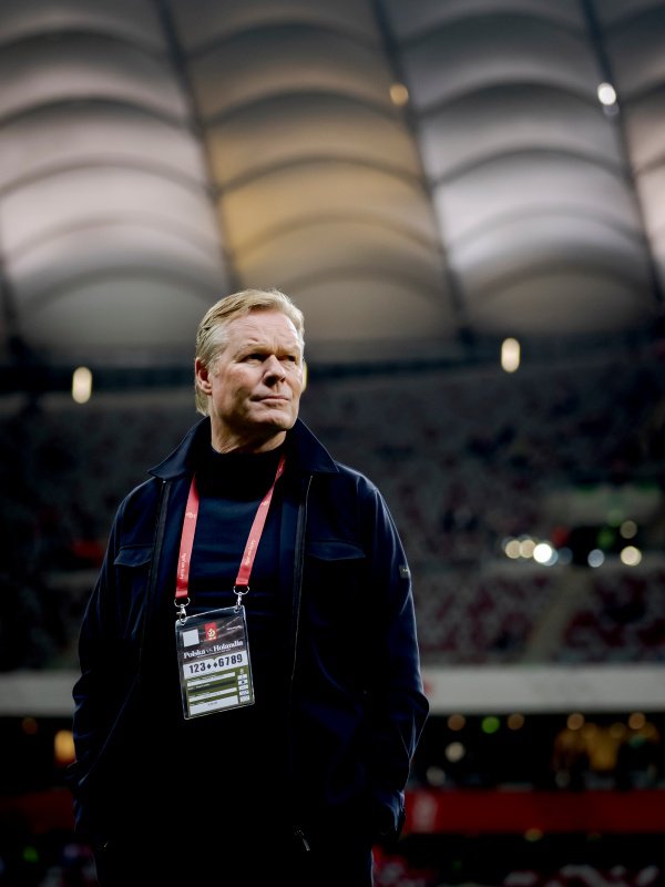 Opstelling Oranje: Kluivert grijpt zijn kans op middenveld tegen Polen