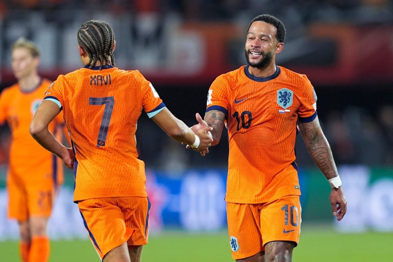 Kijkers spreken van Oranje-vloek Depay: Zolang hij speelt, worden we nooit kampioen