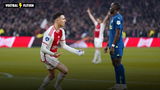 Ajax komt na 19 minuten spelen op voorsprong tegen PSV.