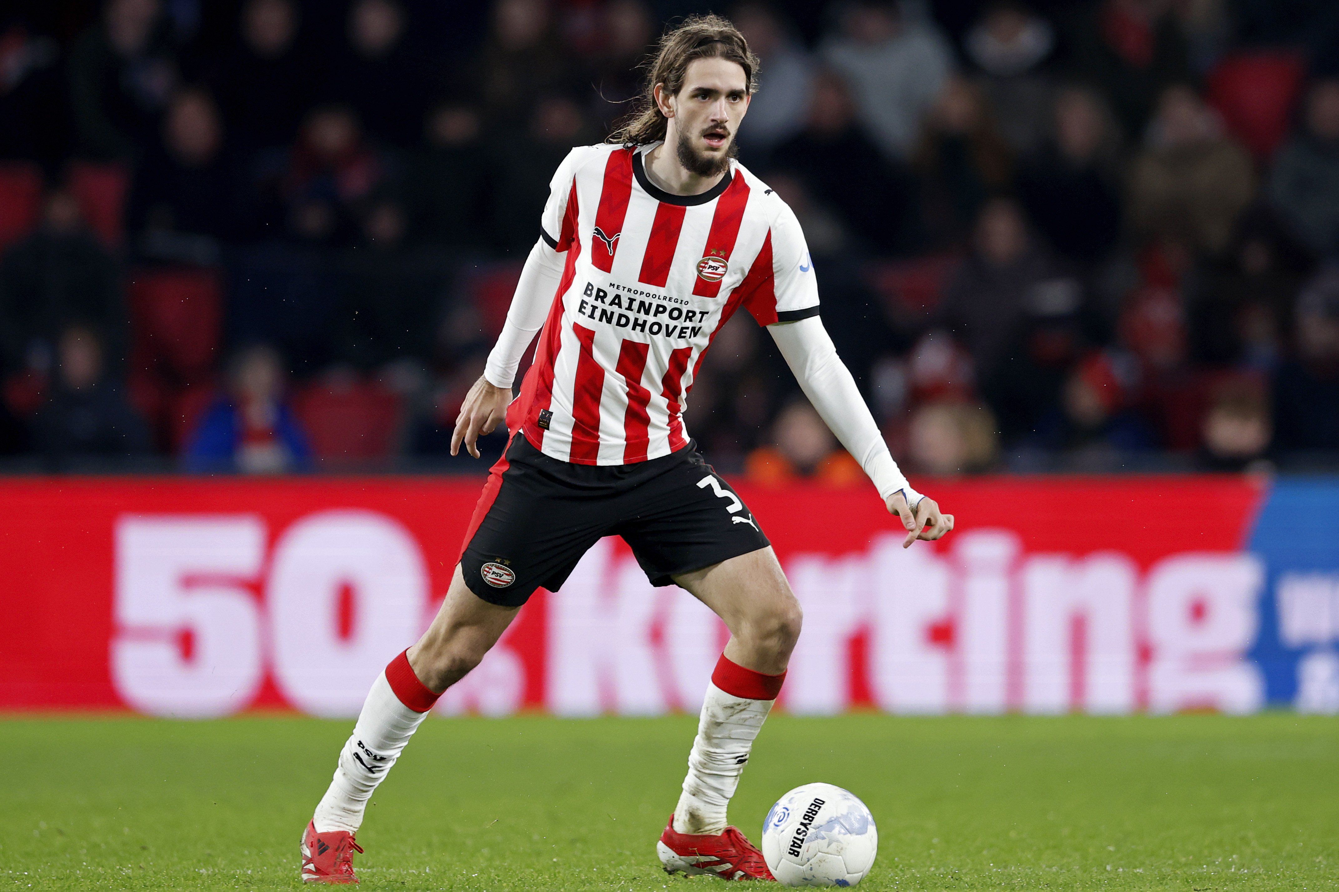 Gasiorowski ziet zijn speelminuten afnemen door de vorm van Obispo