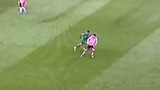 Had de 1-0 van PSV niet afgekeurd moeten worden en rood?