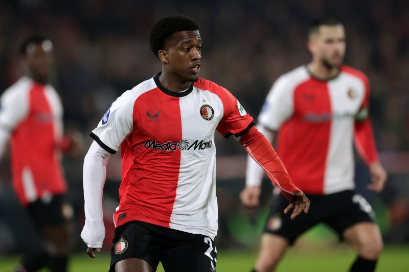 Shiloh 't Zand in actie voor Feyenoord