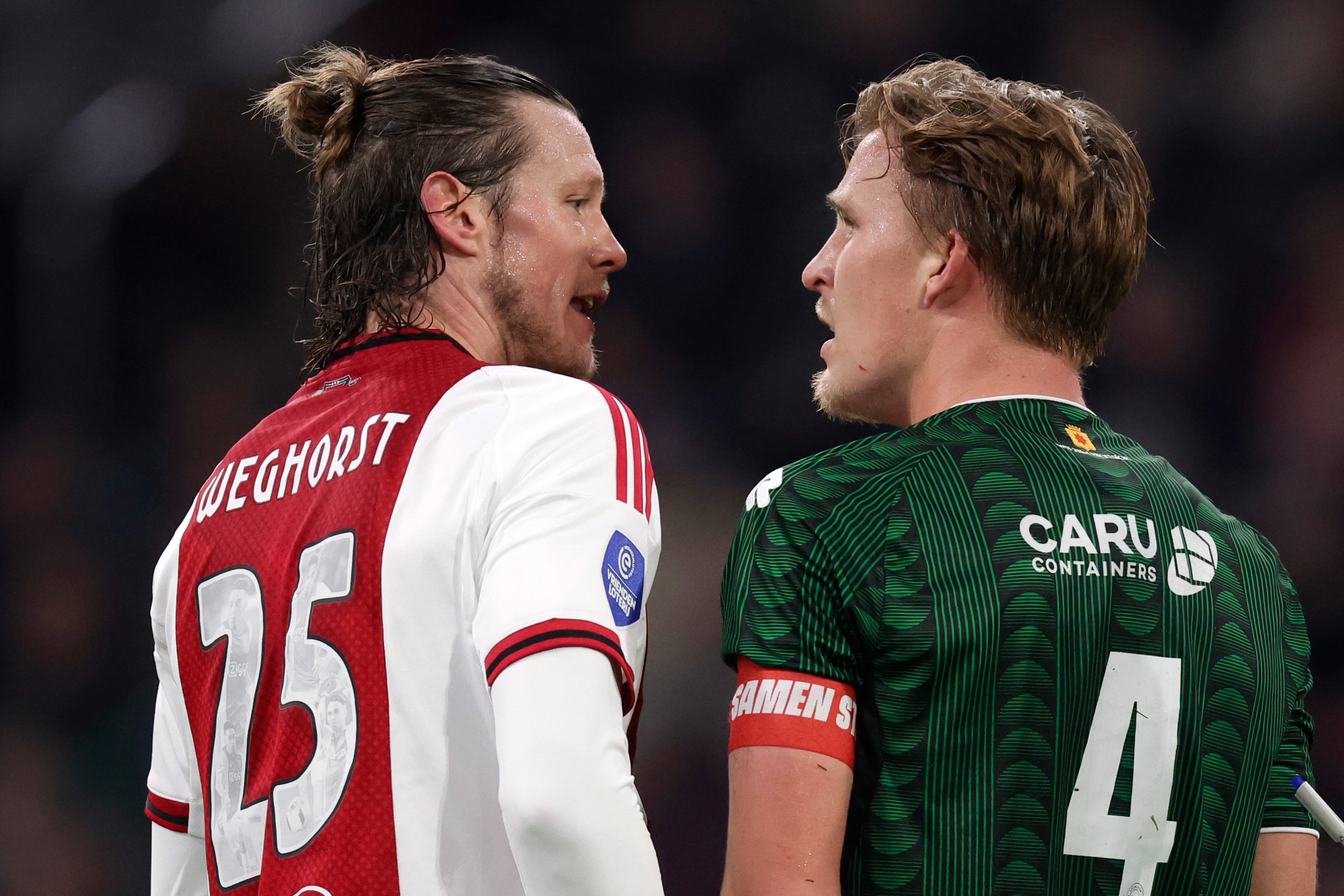 ajax-excelsior-weghorst-rood