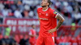 Wout Weghorst zichtbaar geëmotioneerd bij rentree voor FC Twente