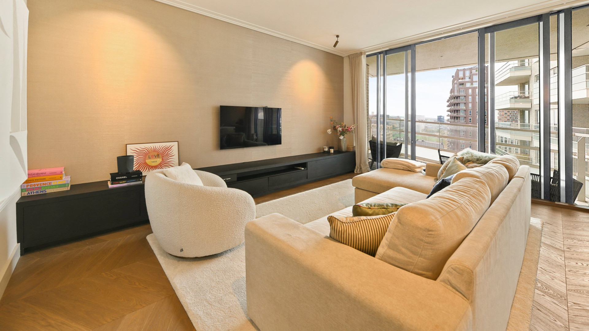 ZIEN: dit appartement van Frenkie de Jong staat te koop