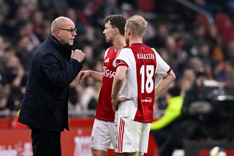 Klaassen en Regeer bij coach Grim