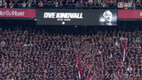 Indrukwekkend eerbetoon aan Ove Kindvall in De Kuip: beelden