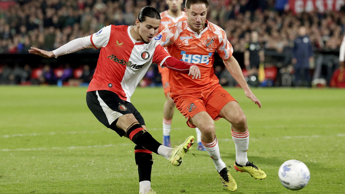feyenoord-volendam-van-persie-moussa