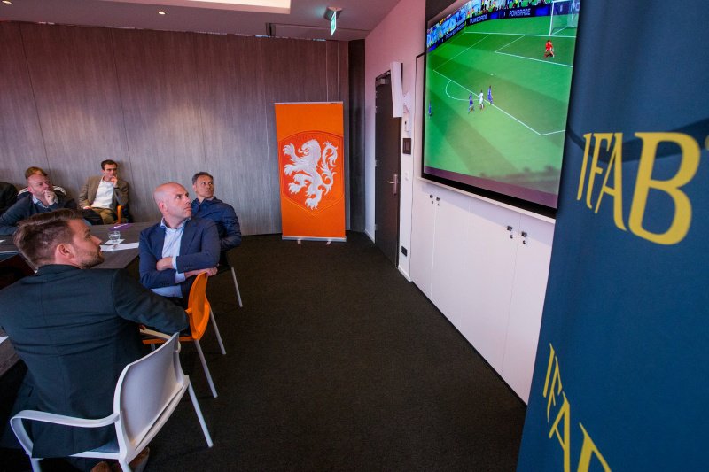 De IFAB maakt naar verwachting korte metten met tijdrekken