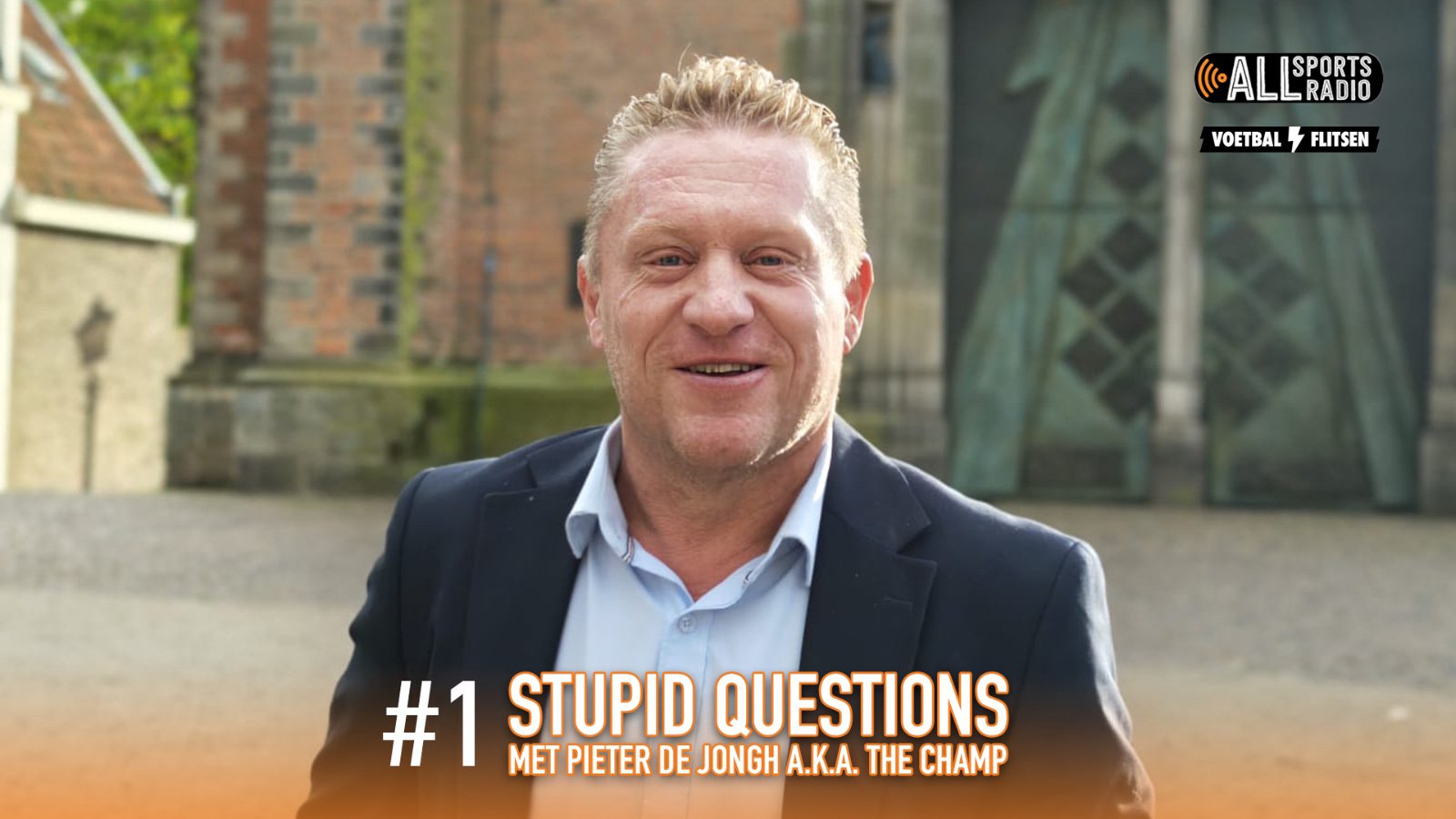Pieter de Jongh, beter bekend als The Champ, blikt in Stupid Questions vooruit op het WK en het eerste groepsduel van Oranje tegen Japan.