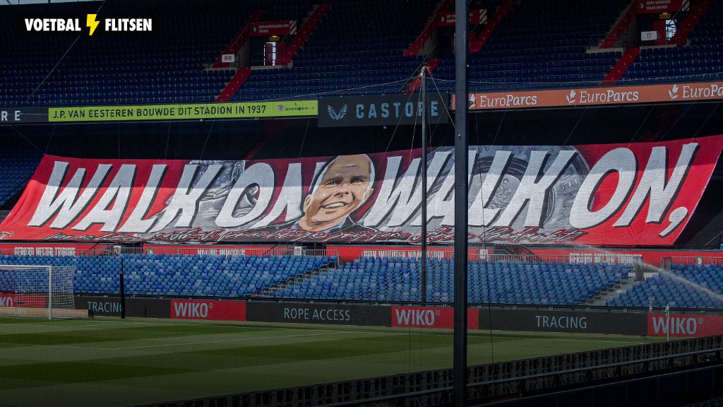 Een groot Spandoek van Arne Slot